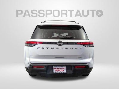 2025 Nissan Pathfinder SV