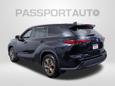 2023 Toyota Highlander Hybrid Bronze Edition