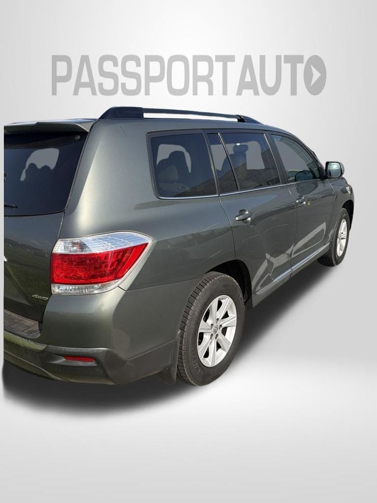 2013 Toyota Highlander SE
