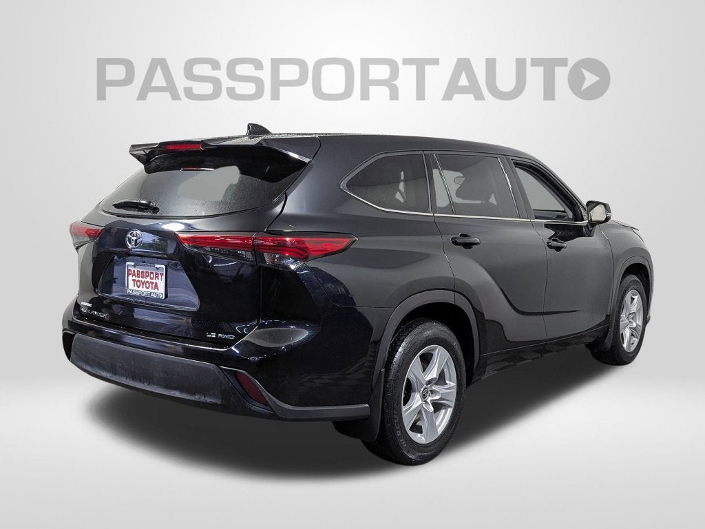 2021 Toyota Highlander LE