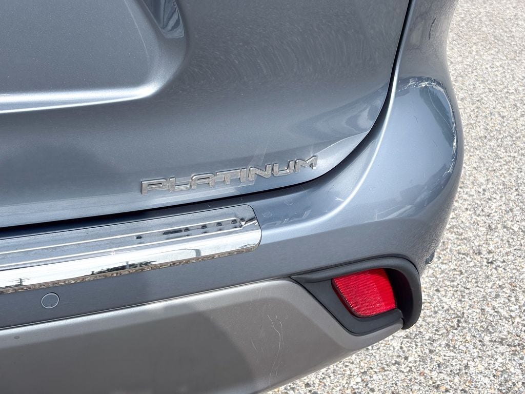2021 Toyota Highlander Hybrid Platinum