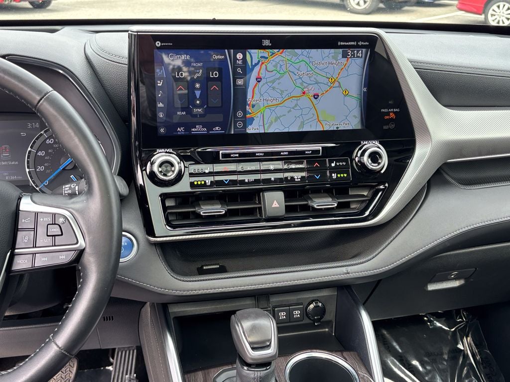 2021 Toyota Highlander Hybrid Platinum