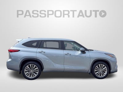 2021 Toyota Highlander Hybrid Platinum