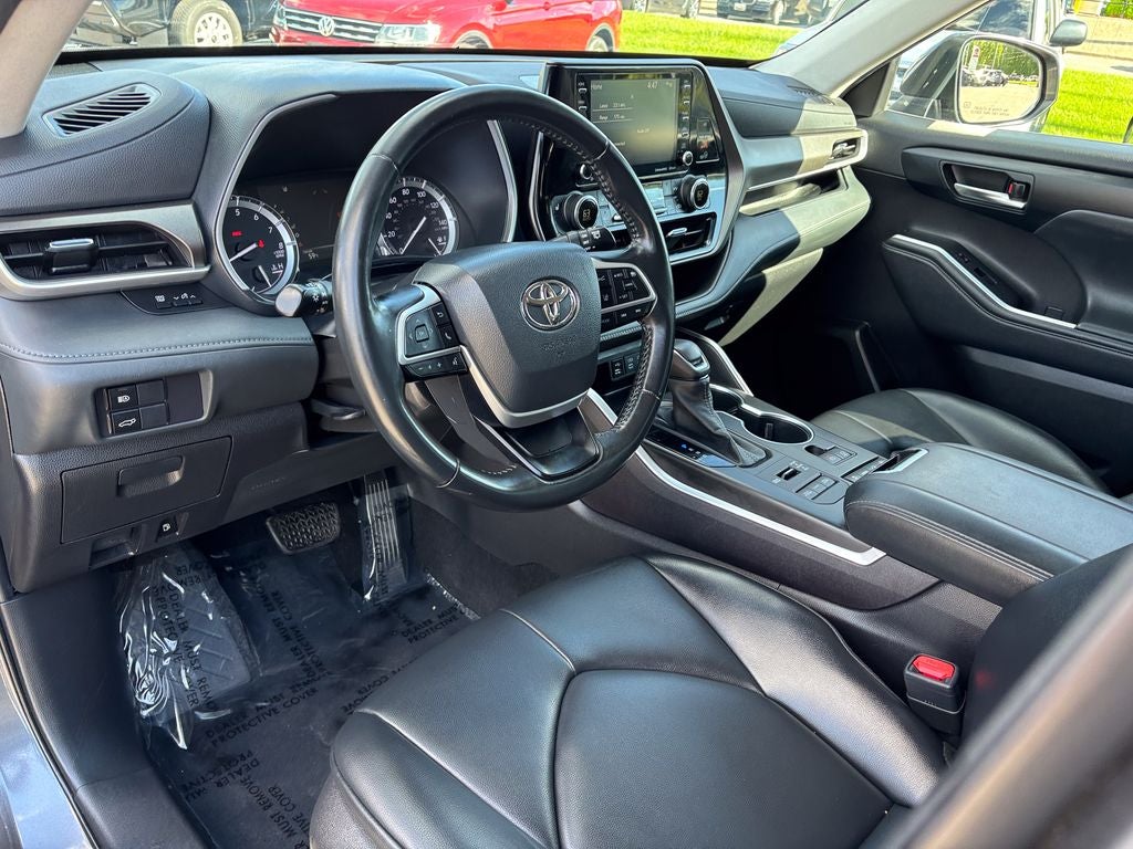 2022 Toyota Highlander XLE