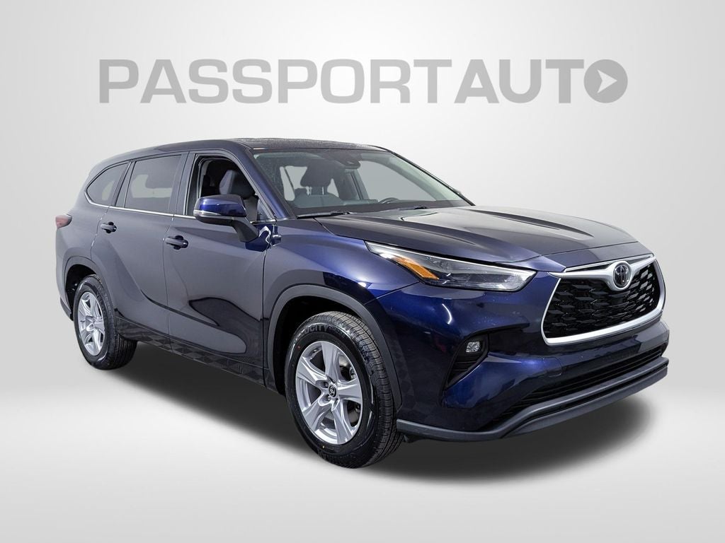 2025 Toyota Highlander LE