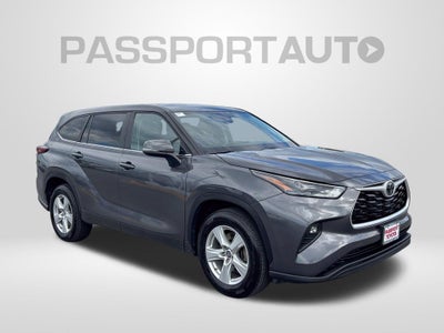 2025 Toyota Highlander LE