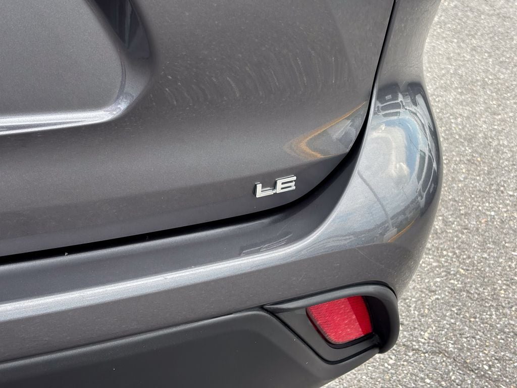 2025 Toyota Highlander LE