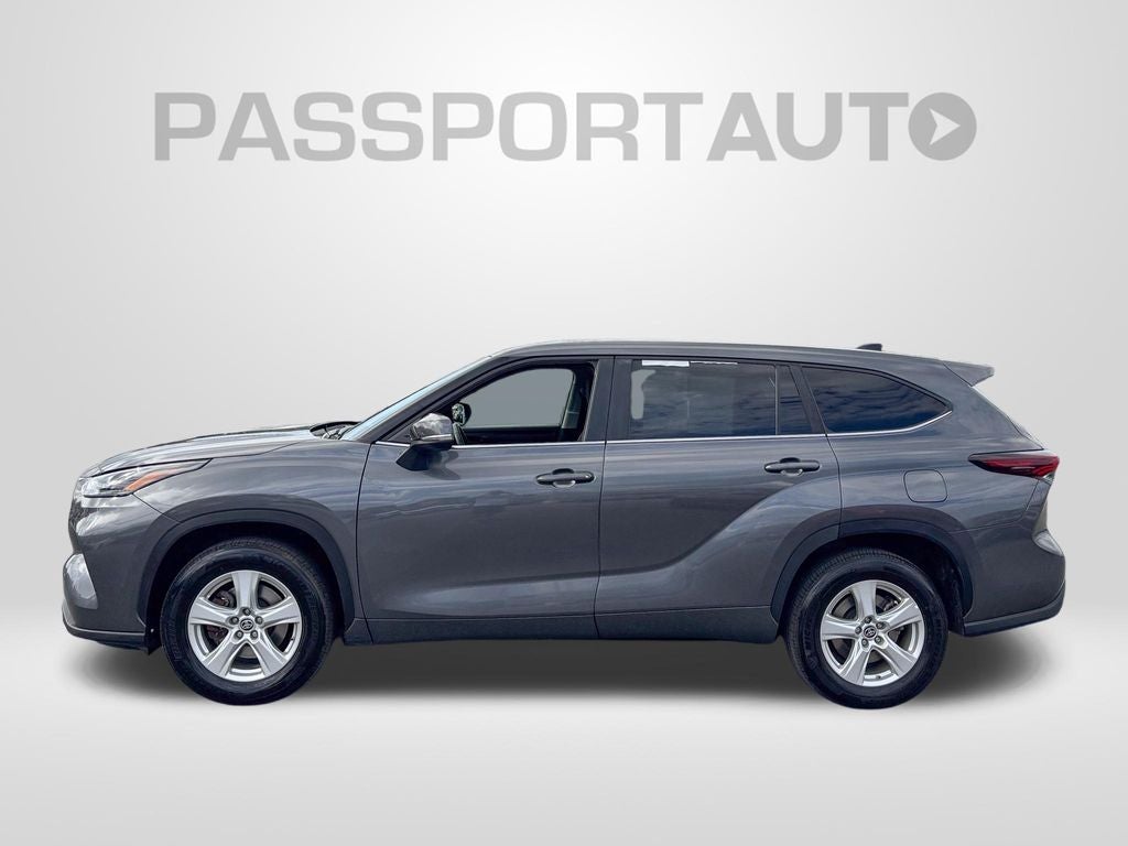 2025 Toyota Highlander LE