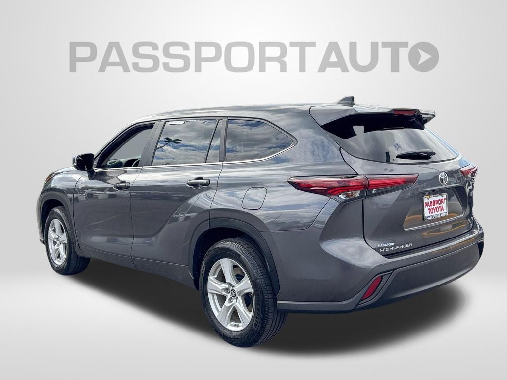 2025 Toyota Highlander LE