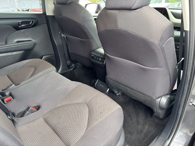 2025 Toyota Highlander LE