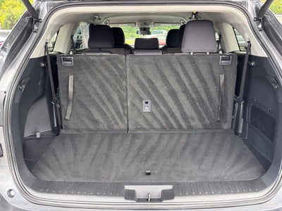 2025 Toyota Highlander LE