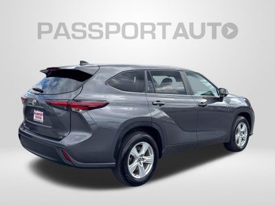 2025 Toyota Highlander LE