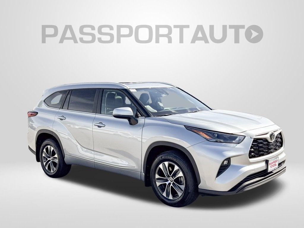 2025 Toyota Highlander XLE