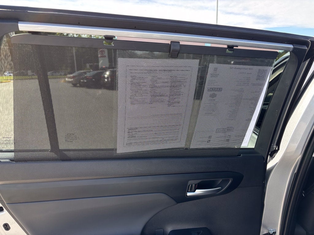2025 Toyota Highlander XLE
