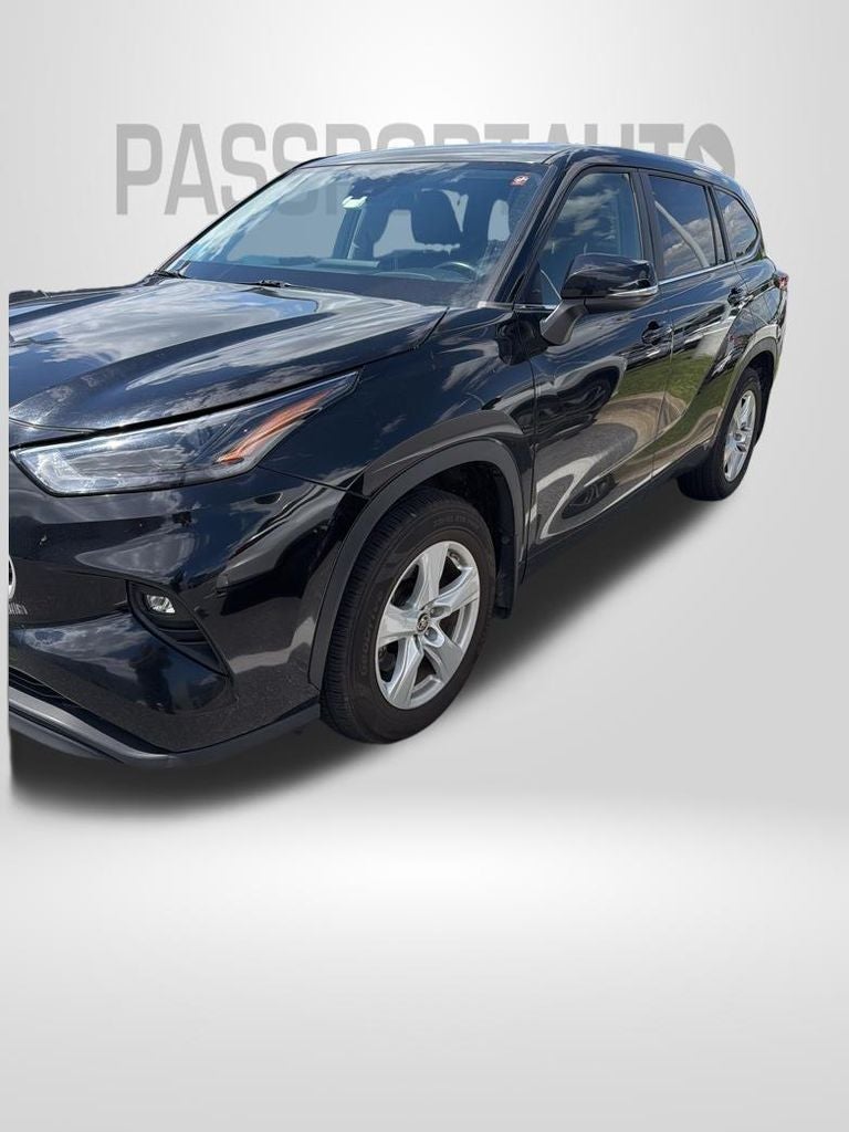 2023 Toyota Highlander LE