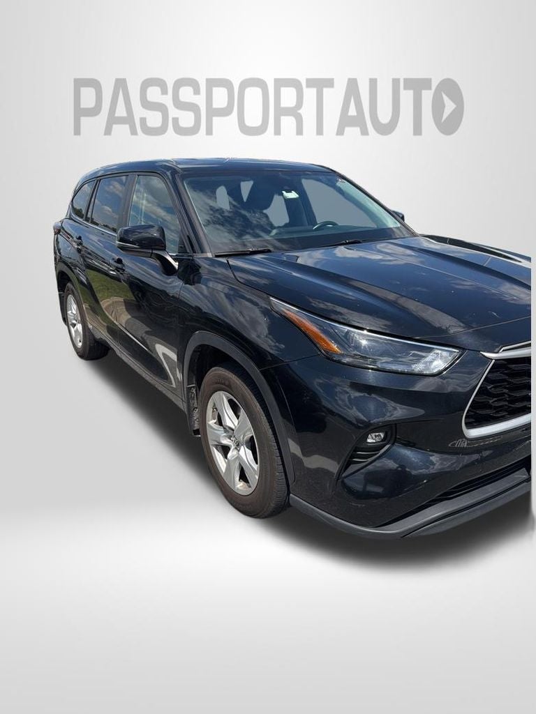 2023 Toyota Highlander LE