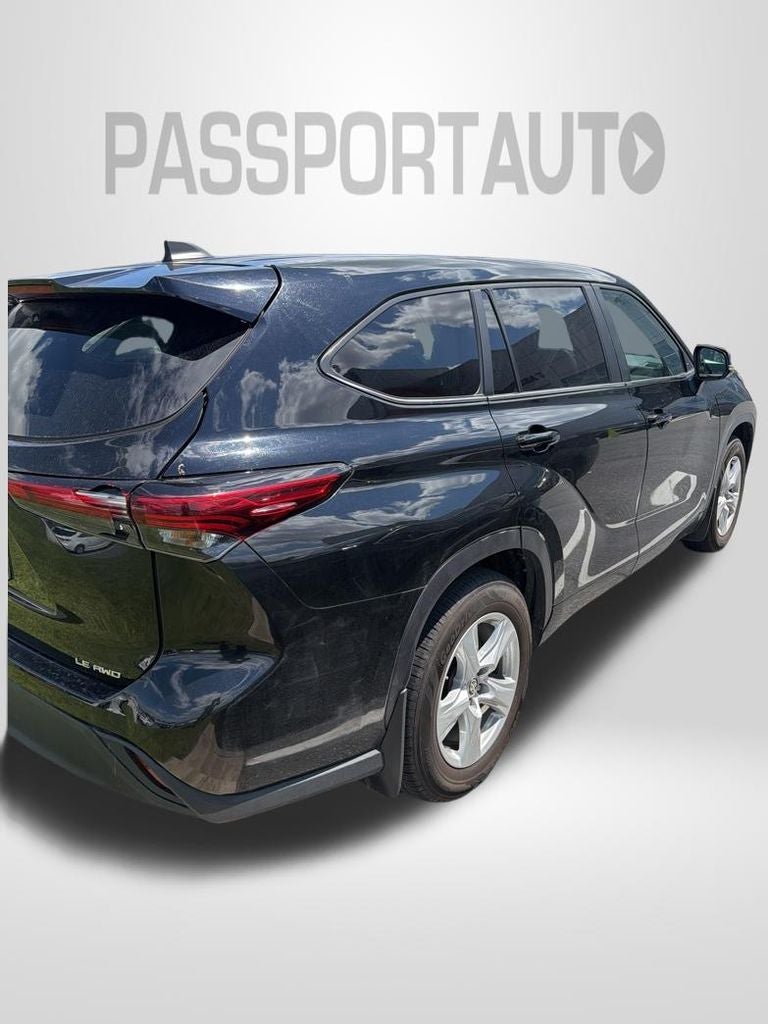 2023 Toyota Highlander LE