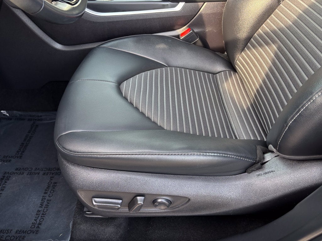 2025 Toyota Highlander XSE