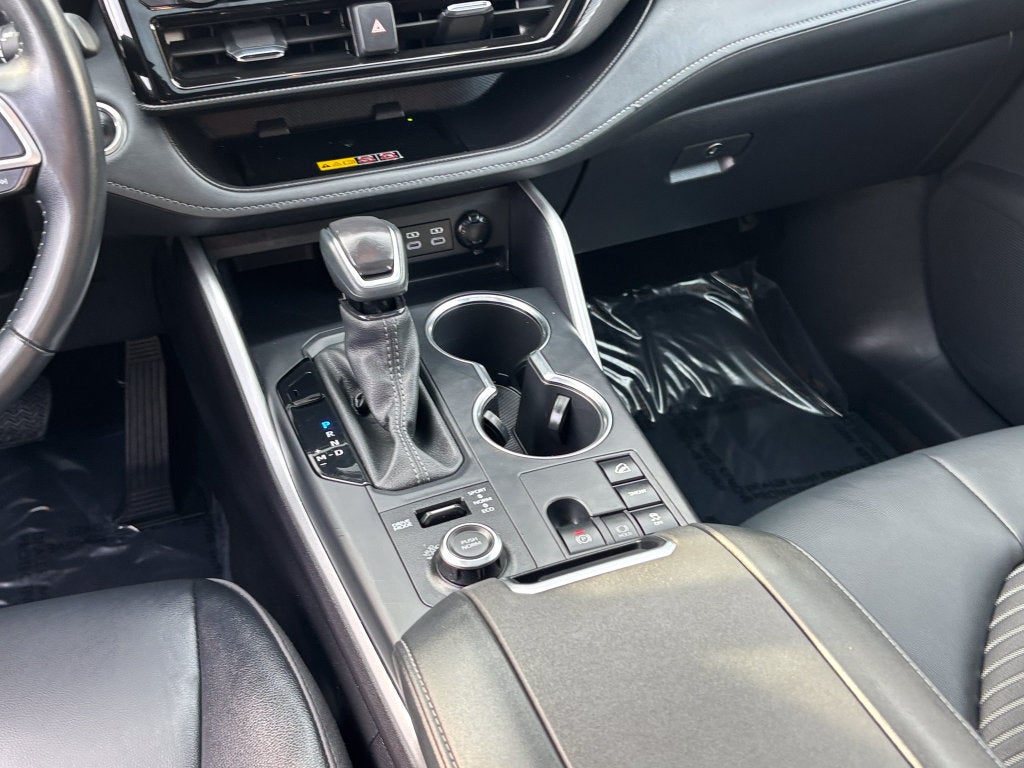 2025 Toyota Highlander XSE
