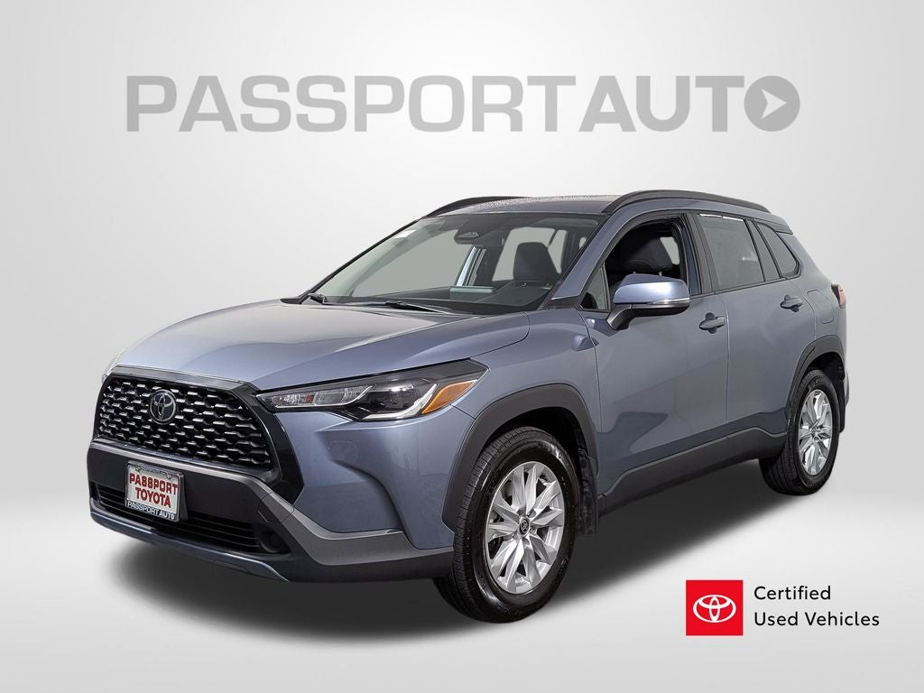 2024 Toyota Corolla Cross LE