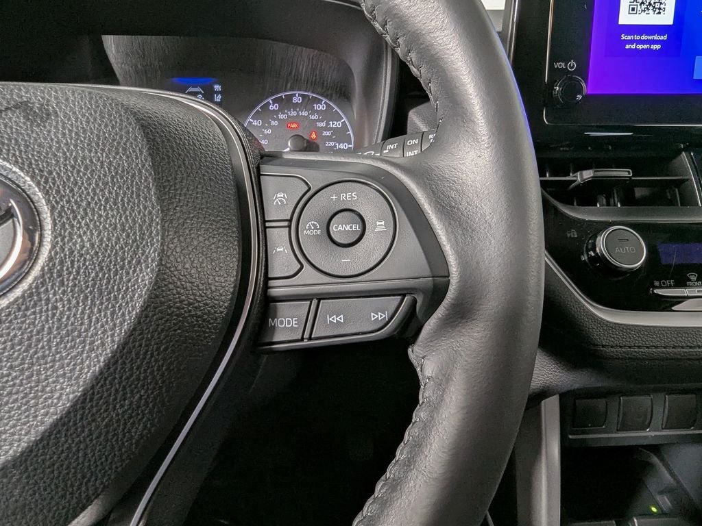 2024 Toyota Corolla Cross LE