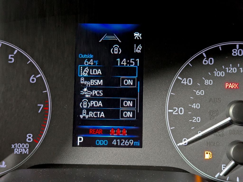 2024 Toyota Corolla Cross LE