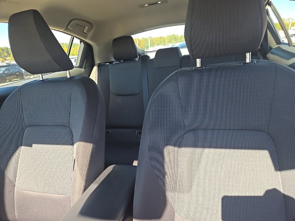 2025 Toyota Prius LE