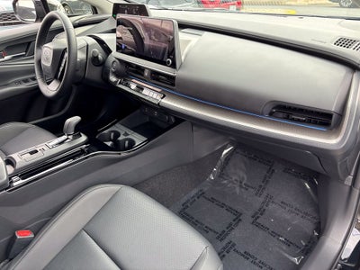 2025 Toyota Prius XLE