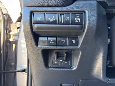 2025 Toyota Land Cruiser 4WD
