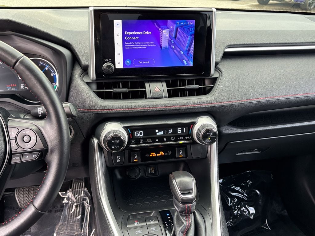 2024 Toyota RAV4 Prime SE