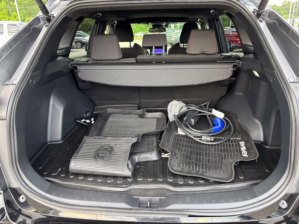 2024 Toyota RAV4 Prime SE